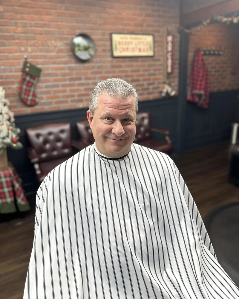 Men's short haircut